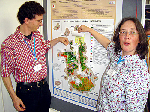 best poster award at the AGIT 2004